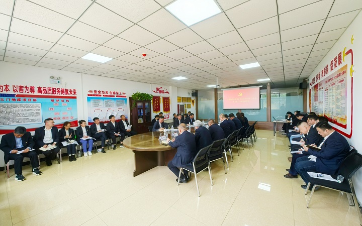 党支部会.jpg
